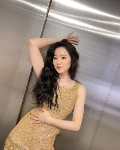 SHUHUA 叶舒华