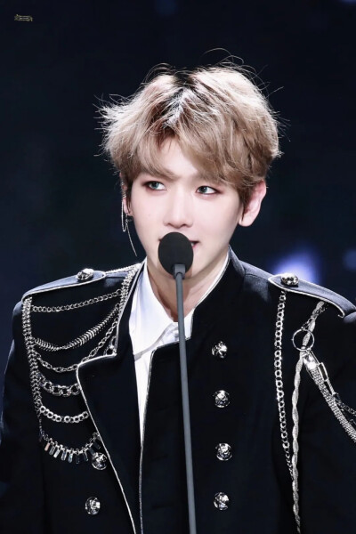 BAEKHYUN