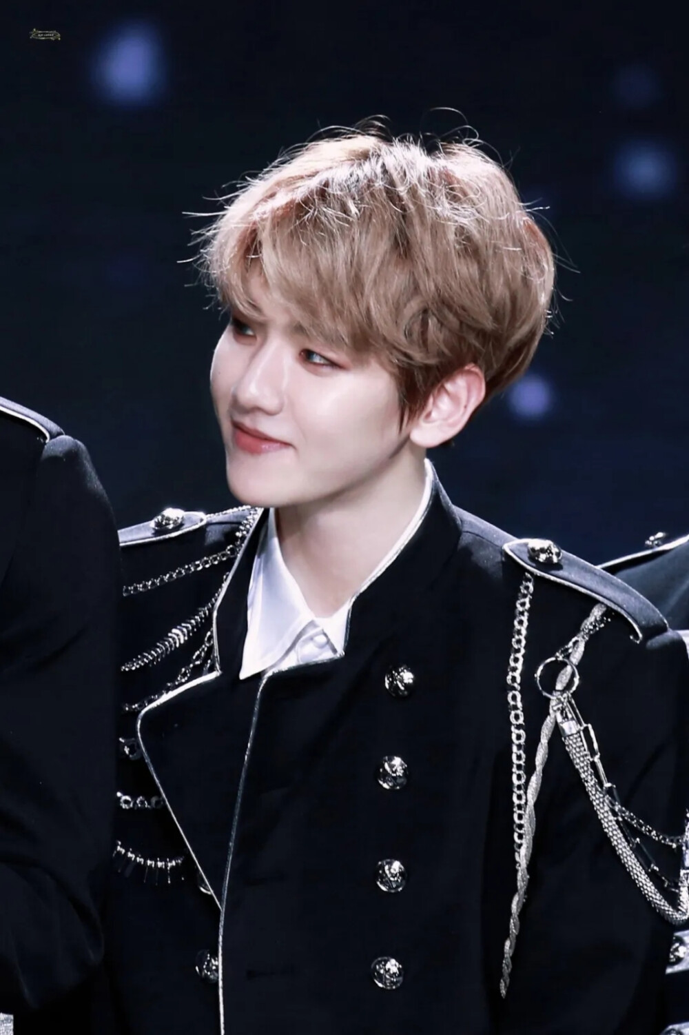 BAEKHYUN