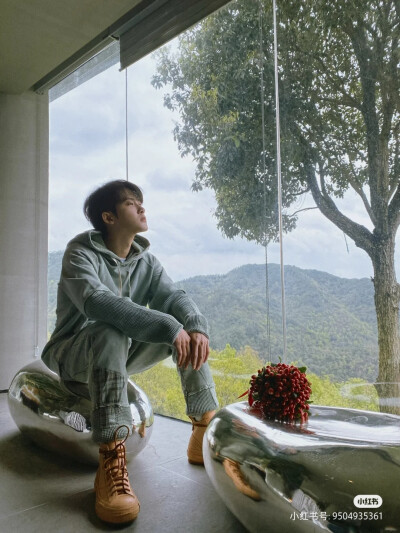 #檀健次多多 北海没有道，健次没有郎
来源小红书：檀健次
穿搭博主多
