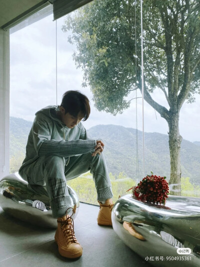 #檀健次多多 北海没有道，健次没有郎
来源小红书：檀健次
穿搭博主多
