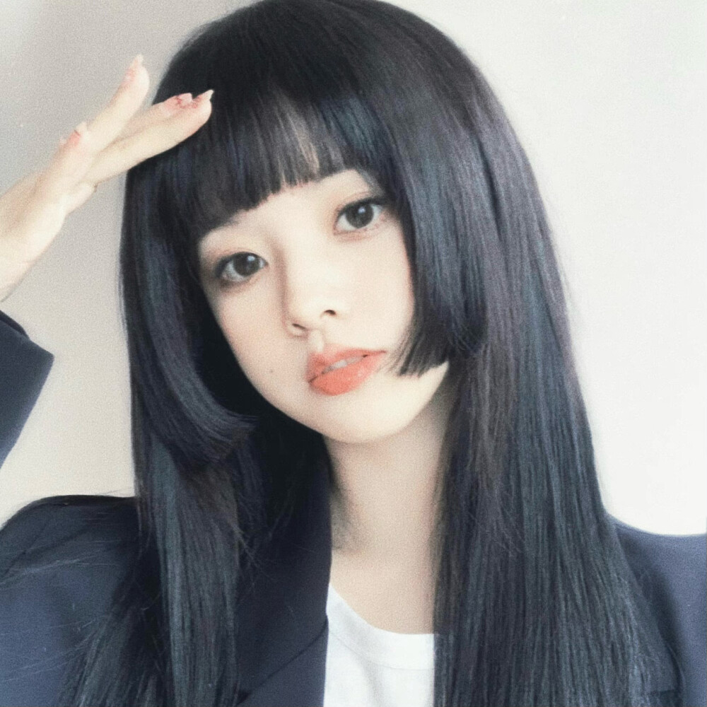 - ʸᵒᵘ ᶜᵃⁿ'ᵗ ᵍⁱᵛᵉ ⁱⁿ ᵗᵒ ˡⁱᶠᵉ ʷⁱᵗʰᵒᵘᵗ ᵗʳʸⁱⁿᵍ. -
总不能还没努力就向生活妥协吧