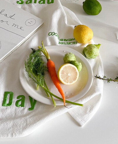 by：十月无荔枝