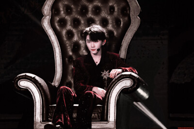 马嘉祺 MY KING cr.月眠千葉山