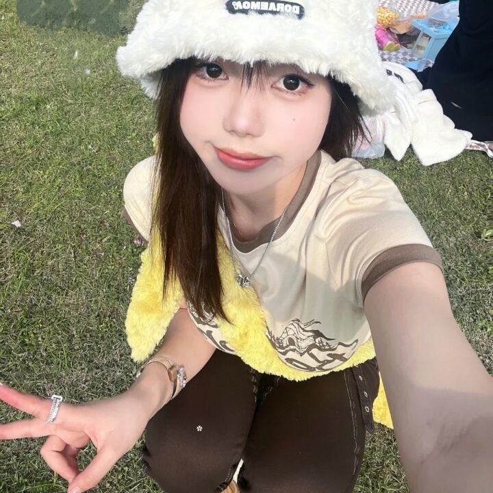 接吻吧 让喧嚣的世界停止一刻钟