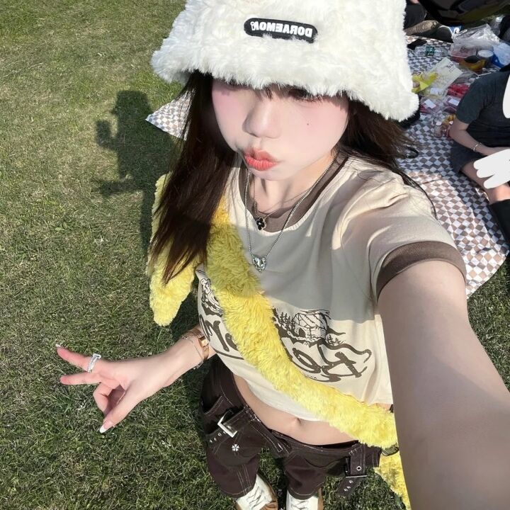 接吻吧 让喧嚣的世界停止一刻钟