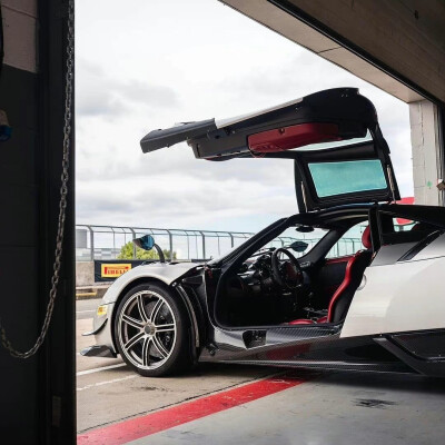 Pagani Huayra