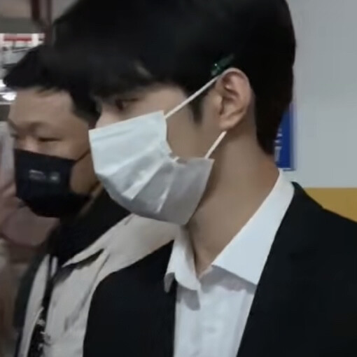 少爷