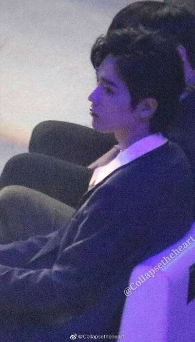 这个颁奖典礼狼尾造型真的封神