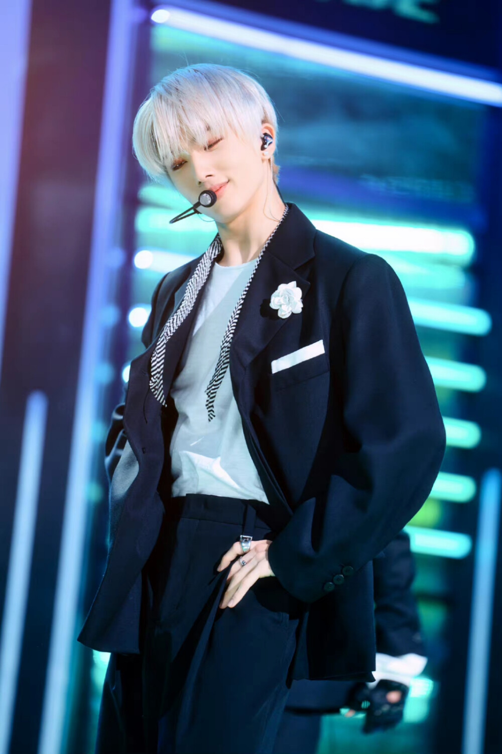 朴志晟