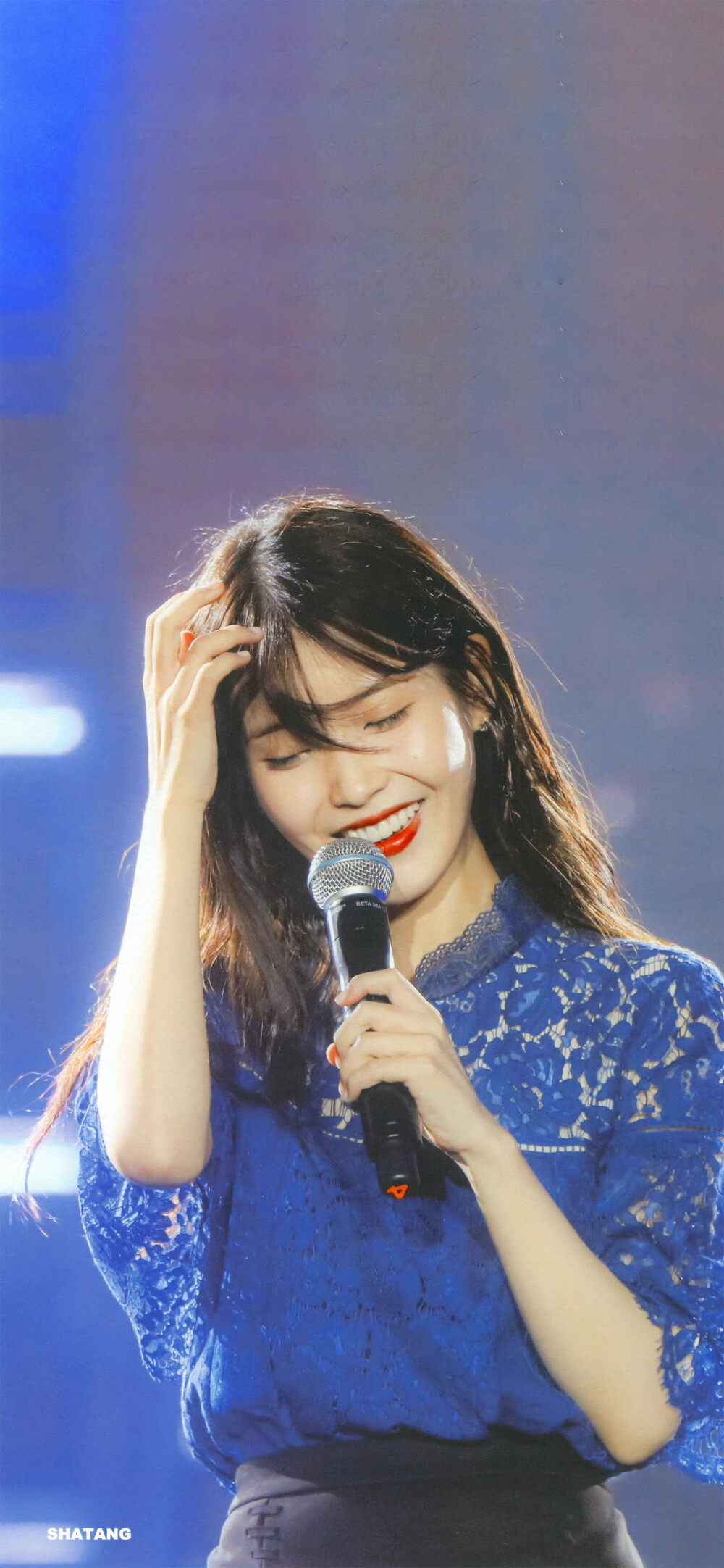 IU | 二十九岁的冬天
cr:砂糖收藏家