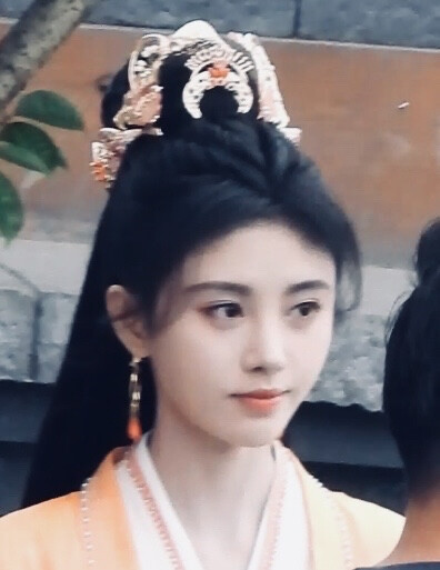 新鲜的橙色纱纱 好好看啊！