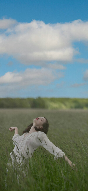 ：半句再见
                                           ⚪️