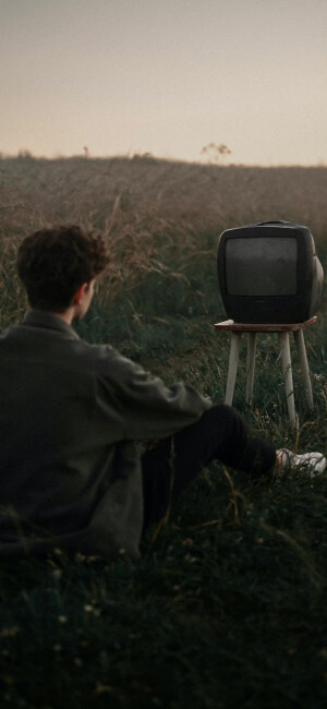 ：半句再见
                                           ⚪️