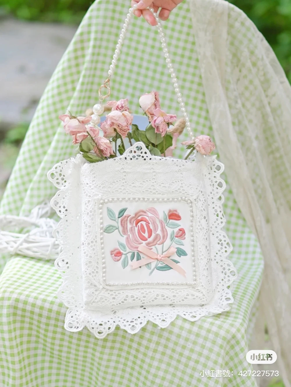 大面积的刺绣布贴