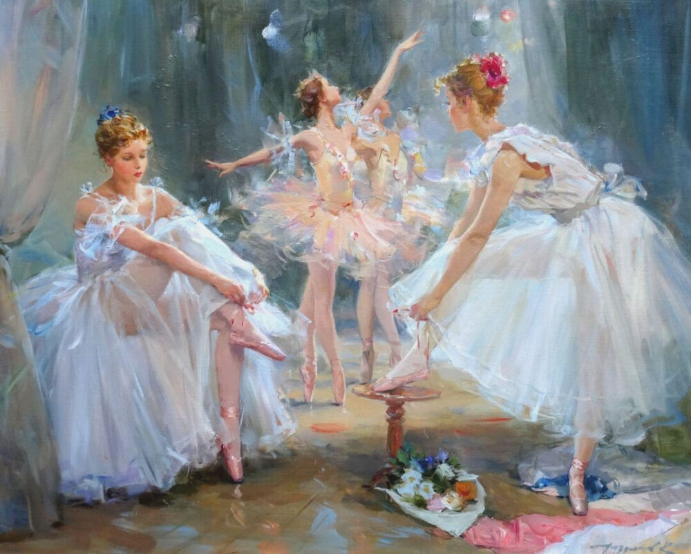 康斯坦丁·拉祖莫夫（Konstantin Razumov，1974-）是俄罗斯画家，以其印象派肖像画而闻名。拉祖莫夫1974年出生于俄罗斯扎林斯克，在莫斯科伊利亚·格拉祖诺夫绘画、雕塑和建筑学院学习，他的历史画作在那里获得了巨大的赞誉。
拉祖莫夫是一位才华横溢的印象派画家，画过各种题材，从人物到风景、年轻的芭蕾舞演员、儿童和花园和穿着奢华服装的年轻女性。他鲜艳的色彩，人物皮肤的光滑度，人物的表现力，使他的画与众不同。
拉祖莫夫拥有充满活力的闪烁笔触，加上对光线和出色的绘图技巧的掌握。他绘画风格独特，现代传统写实手法和印象派画法相结合，将人物的美妙用鲜艳的色彩描绘得淋漓尽致。
作品中，人物手和脸的特征都是写实的，而面料和周围的环境则是印象派的笔触。在人物的表现上，他的笔触细腻柔和，有着一种非常柔软的感觉，人物的皮肤光滑水嫩，双眼清澈含水，很是令人心动！在他画笔之下这些女子似乎具有更强烈的吸引力，每一个眼神都具有致命的妩媚与娇艳、温柔和感性。