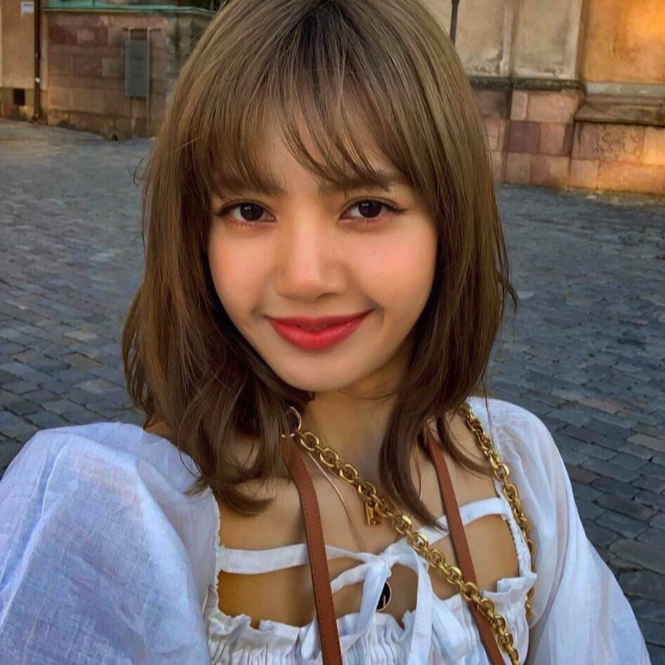 
Lalisa·Manoban _