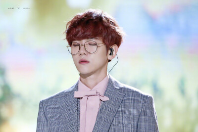 BAEKHYUN