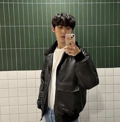 twt:@traineeatwt woochan