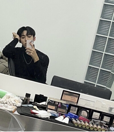 twt:@traineeatwt woochan