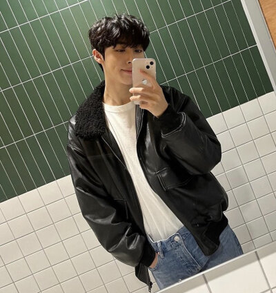 twt:@traineeatwt woochan