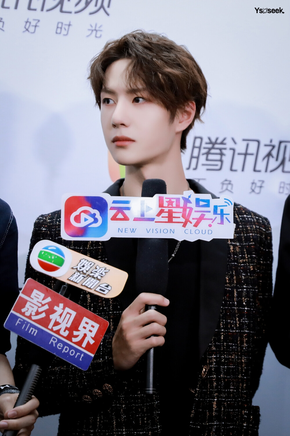 190712 天津见面会 @UNIQ-王一博 ❦喉结我亲爆❦ cr:logo