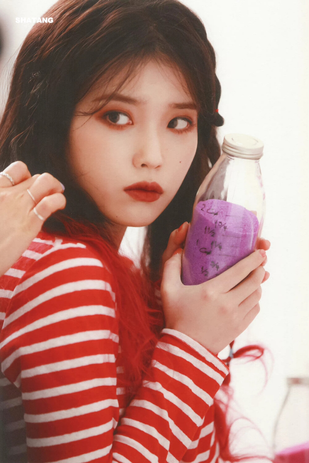 IU | 二十九岁的冬天
cr:砂糖收藏家