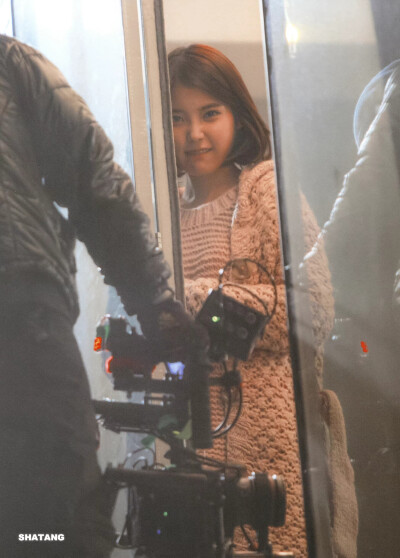 IU | 二十九岁的冬天
cr:砂糖收藏家