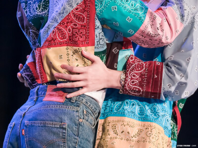 他泰┃offgun
图源网络，侵删
仅上传记录收藏