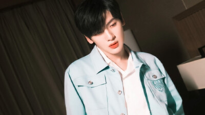 翟潇闻-橙光素材，OP素材