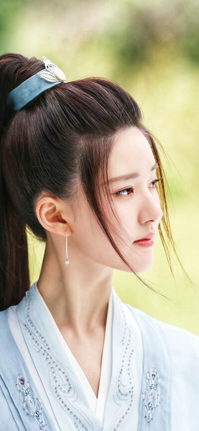 《且试天下》
白凤夕