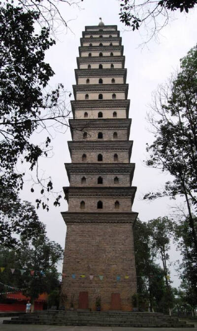 川 眉山 大旺寺白塔