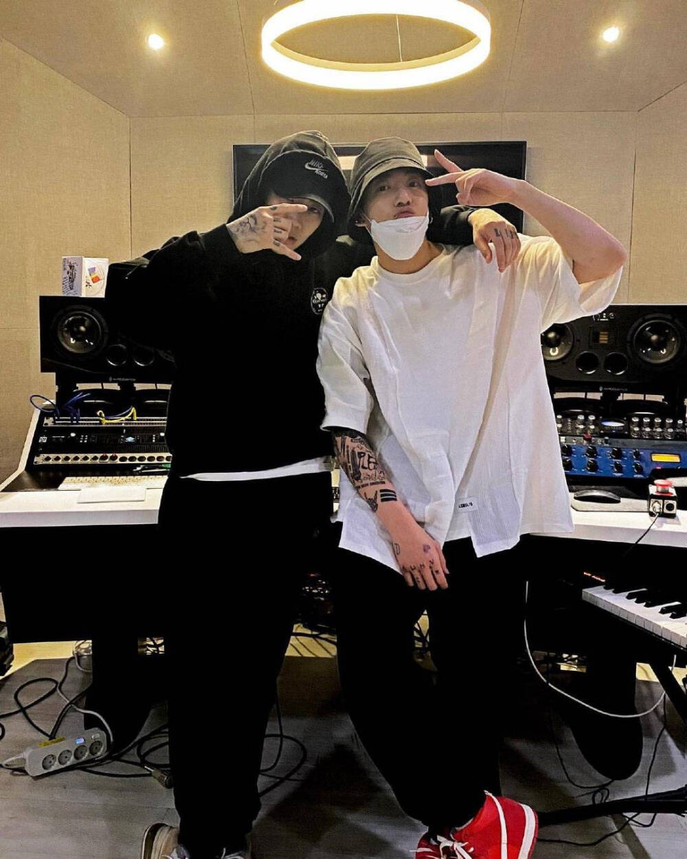 朴宰范更新
田柾国INS相关