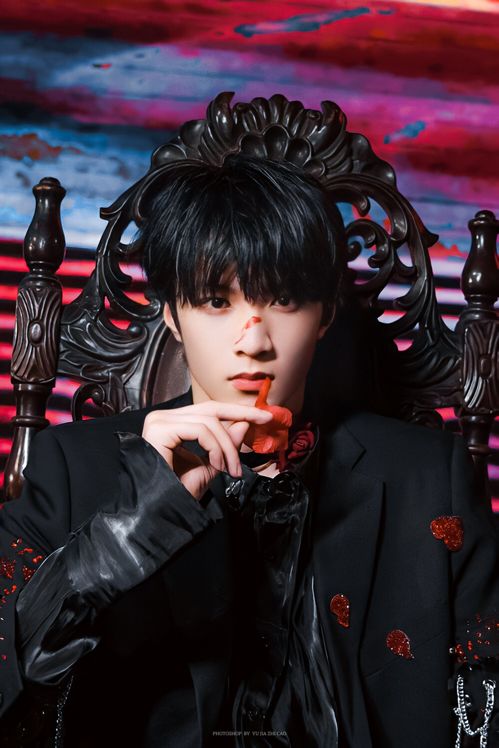 刘耀文 火力全开bp微调 cr.·御伽纸草·
