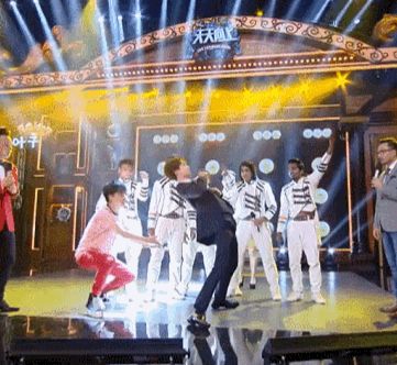 ✨想“腰精”跳舞了•﹏•✨ cr:唯博论