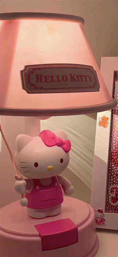 Hello Kitty 大脸猫 凯蒂猫