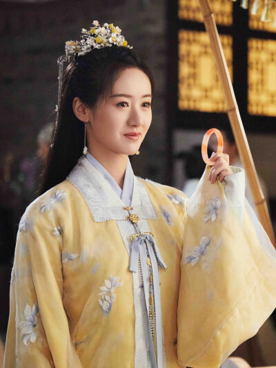 祝卿好 刘泠 袁冰妍