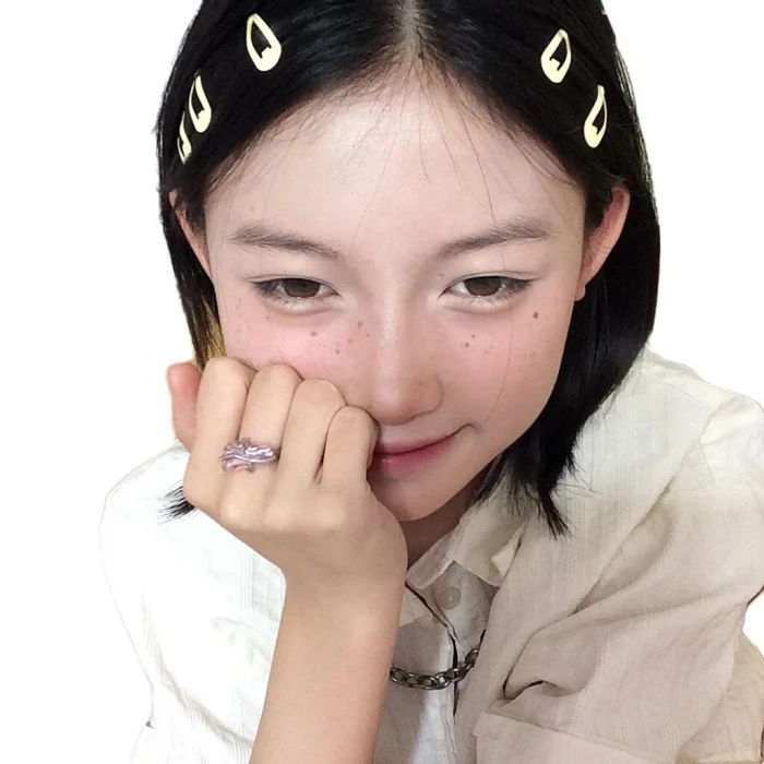 女头
二传@安额额额子