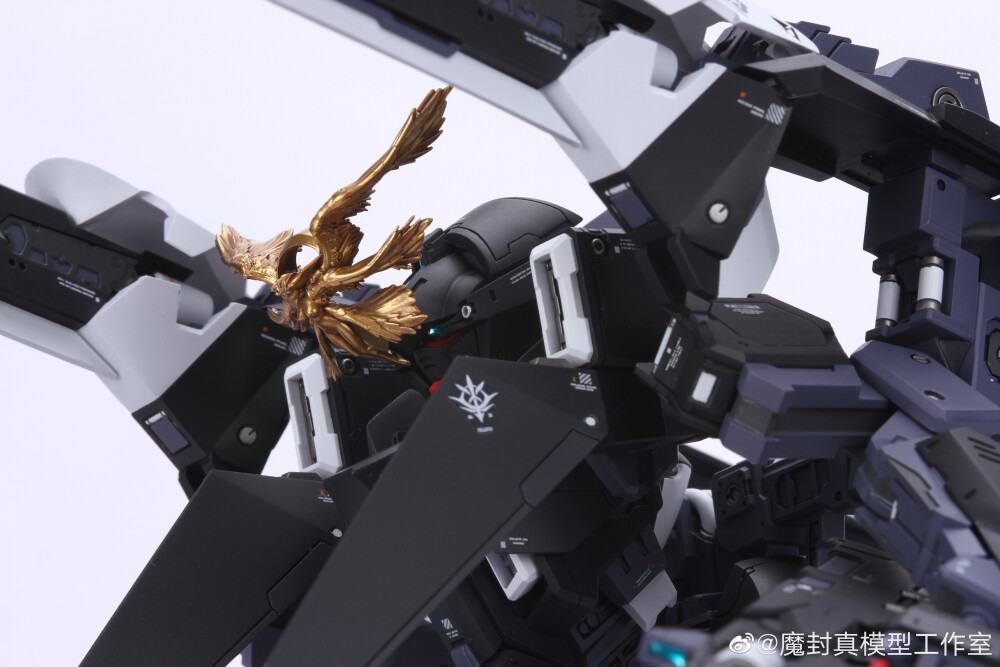 BANDAI HGUC 1-144 RX-124 Gundam TR-6 Woundwort 伍德渥特 火星涂装 配备红蜡六翼女神天线