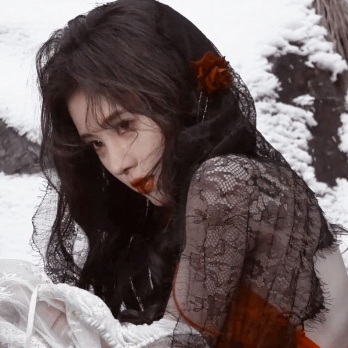 鞠婧祎/IU/裴珠泫
原截珉
