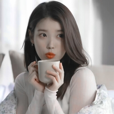 鞠婧祎/IU/裴珠泫
原截珉
