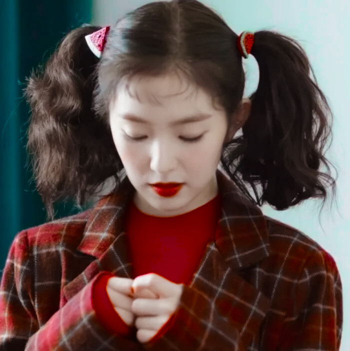 鞠婧祎/IU/裴珠泫
原截珉
