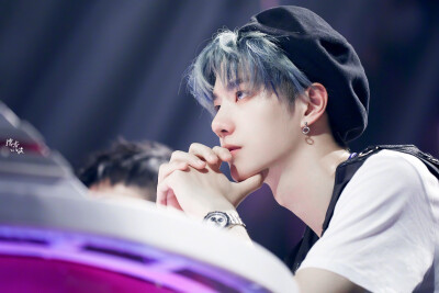 创造101 ♛水晶男孩♕ cr:logo