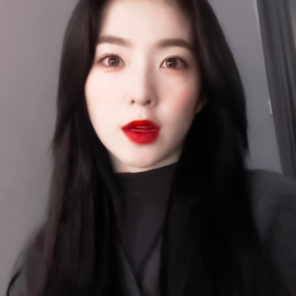 裴珠泫Irene* “若能再多看一眼，我现在就不会忘记你的脸了.”