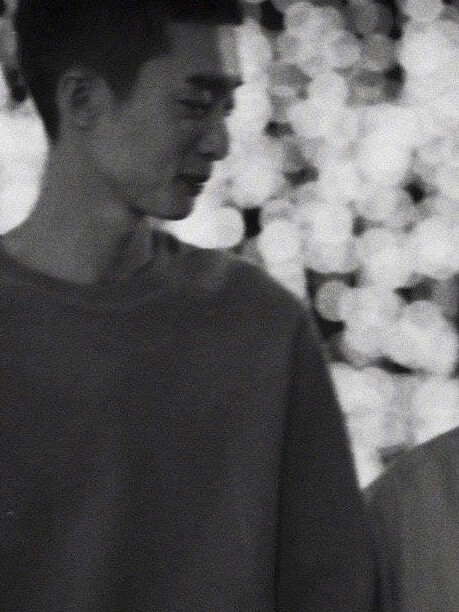 情侣头像 黑白情头 我在他乡挺好的 简亦繁 乔夕辰