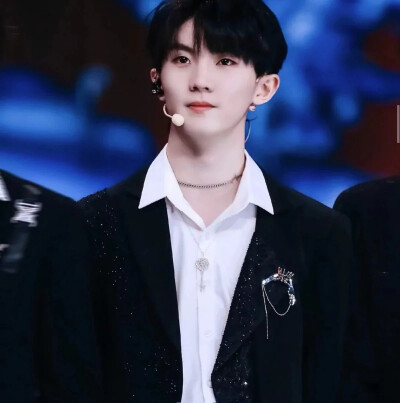 郑州蛊王马嘉祺(*˘︶˘*).。.:*♡