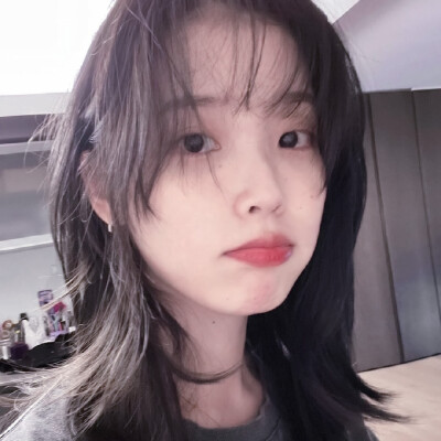 IU