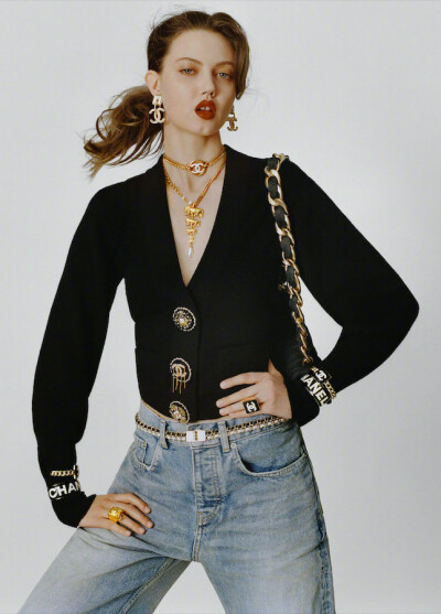 Vogue UK May 2022 Lindsey Wixson