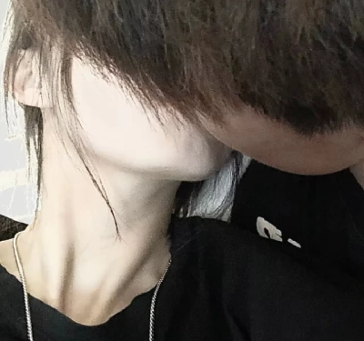 情头
二传@安额额额子