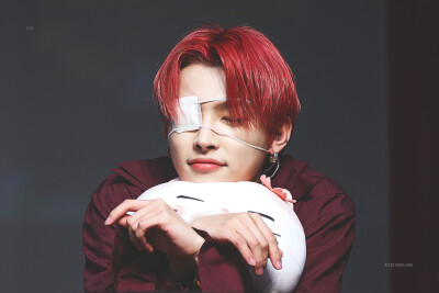 ateez 金弘中